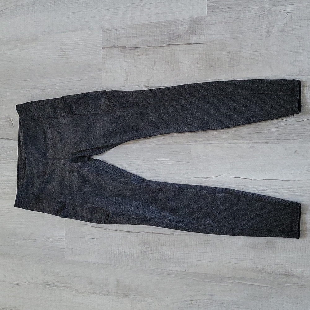Lululemon leggings size 6